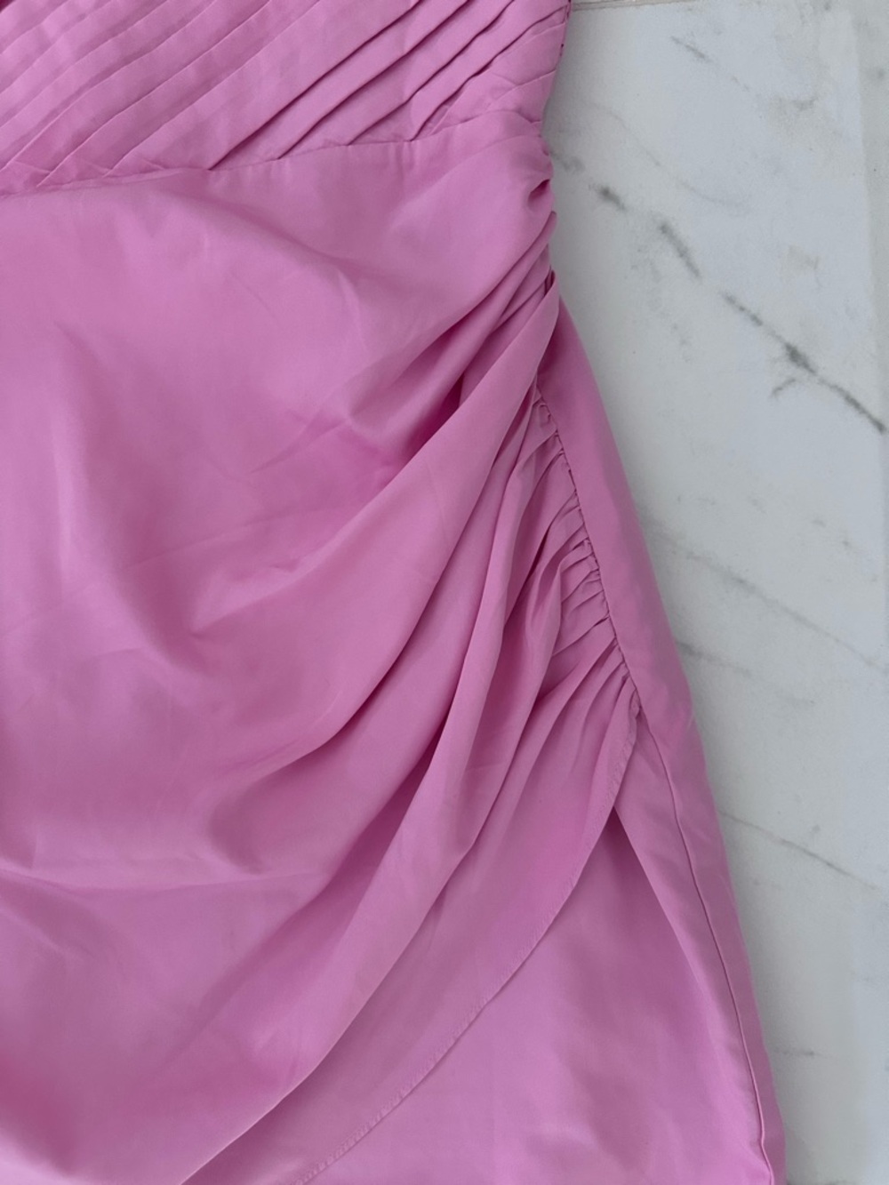 H&M Pink Short Pleated Strapless Cocktail Dress
Size: Small
N e w! - Picture 5 of 12